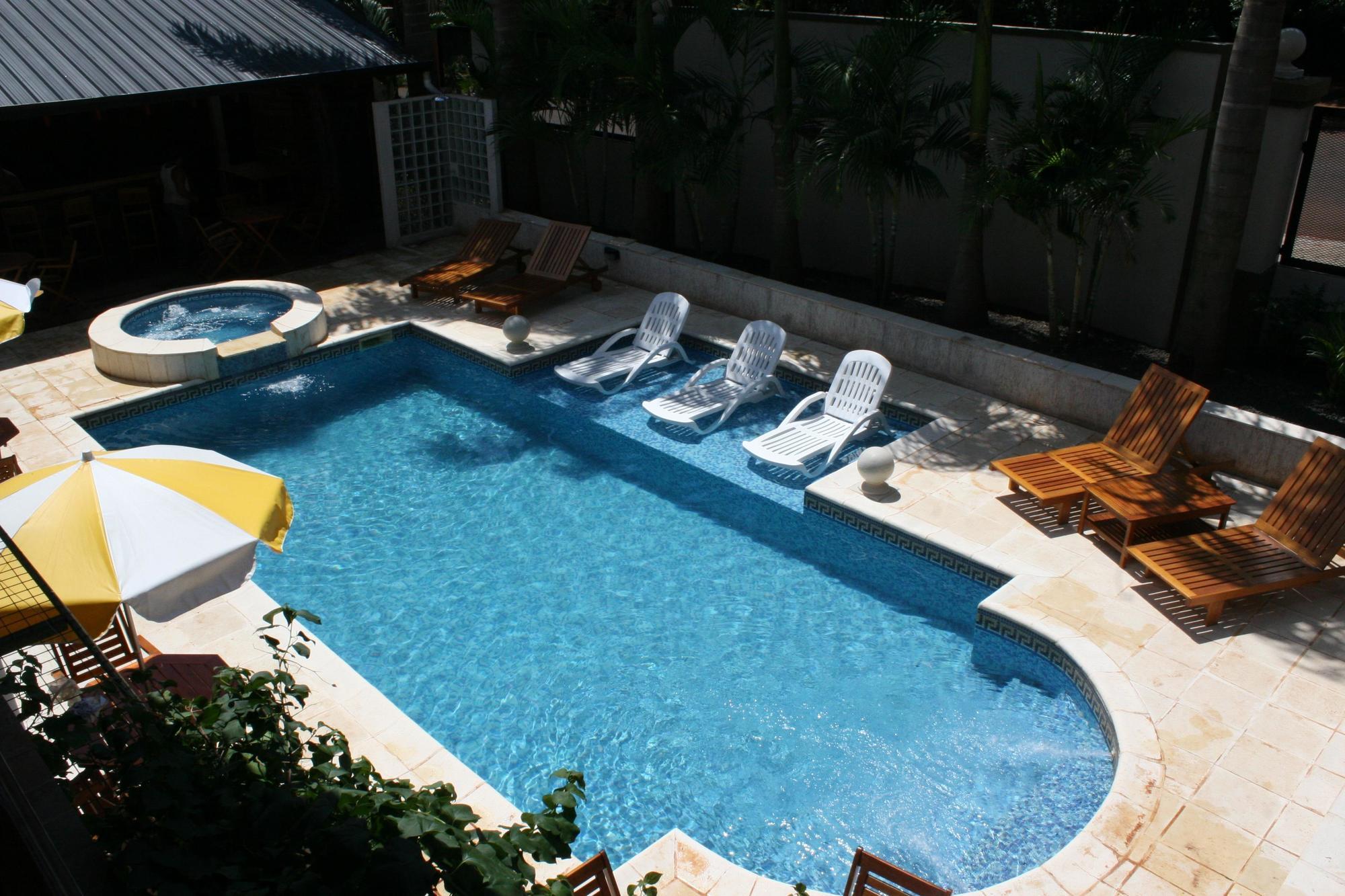 Akwati Suites Iguazu Пуерто Игуасу Екстериор снимка